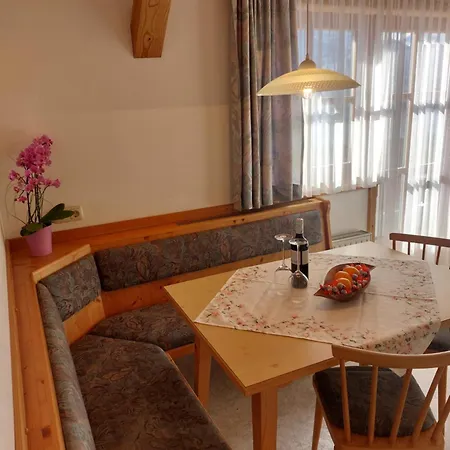 Kirchner Apartment