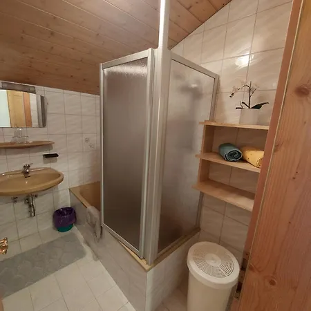 Kirchner Apartmán *